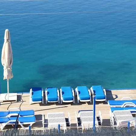 Melek ボズブルン