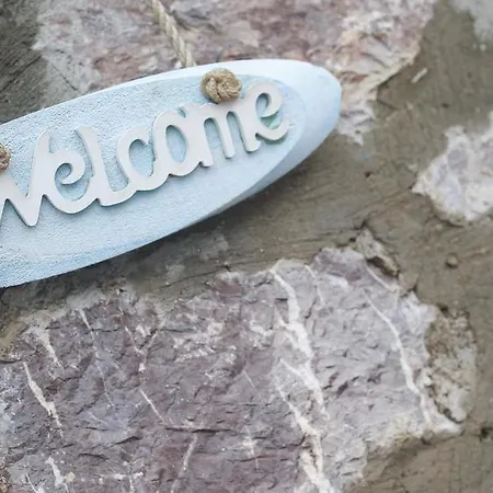 Melek فندق بوزبورون