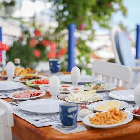 Melek 4* بوزبورون