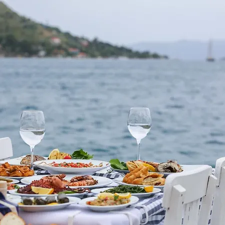 Hotel Melek