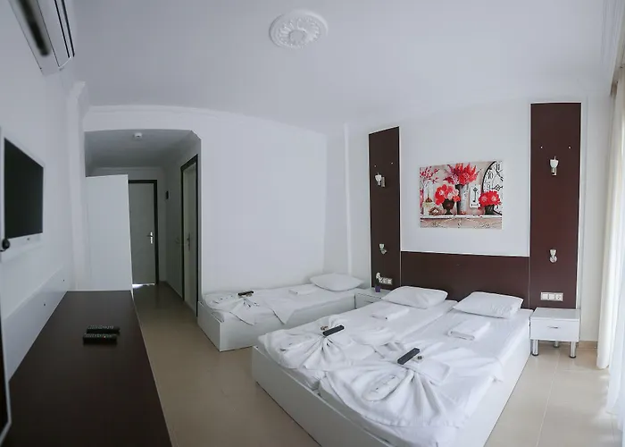 Melek Бозбурун