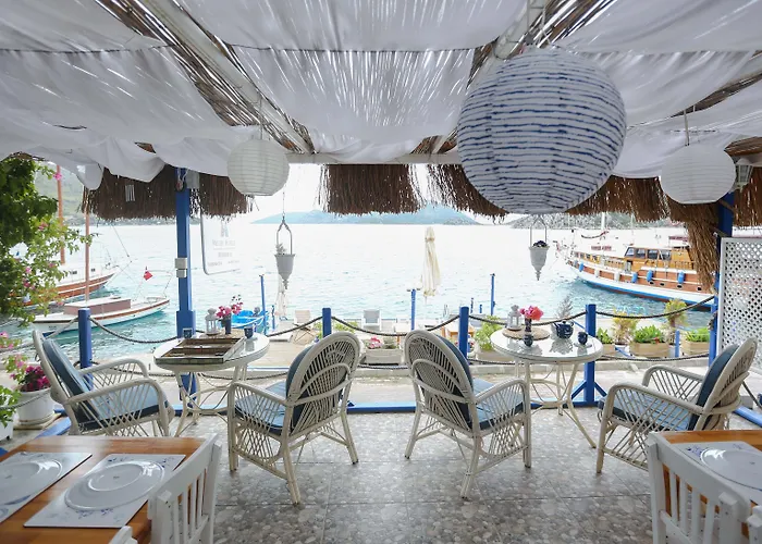 Melek Бозбурун